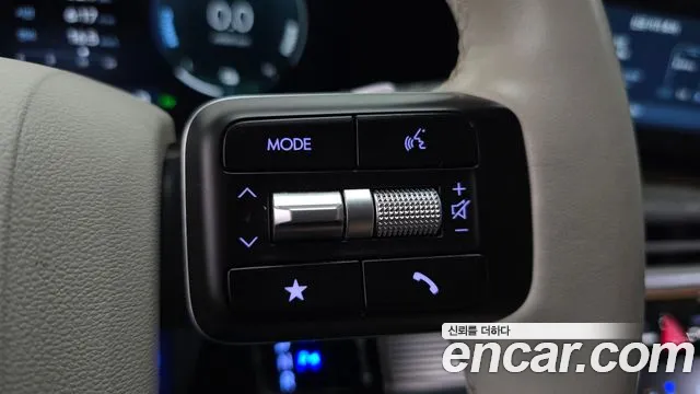 Hyundai Santa Fe MX5 — Фото автомобиля 26