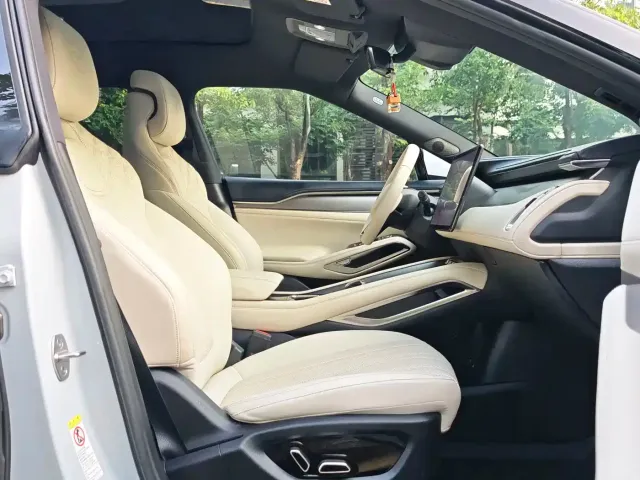 BYD Song L EV — Фото автомобиля 13