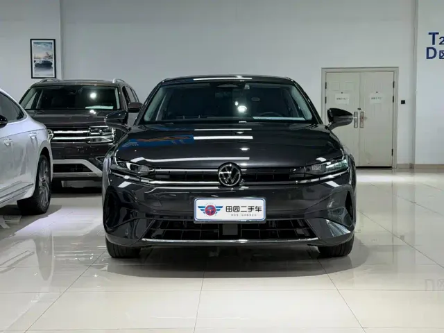 Volkswagen Sagitar — Фото автомобиля 2
