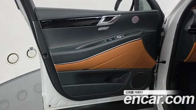 Genesis GV80 — Фото автомобиля 13