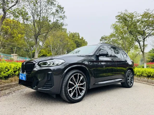 Фотография автомобиля — BMW X3