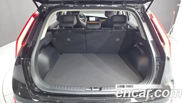 Kia Niro Niro (New) — Фото автомобиля 26