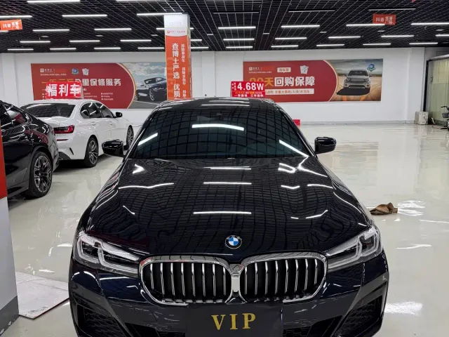 Фотография автомобиля — BMW 5 Series