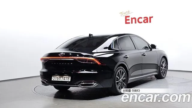 Hyundai Grandeur Новый Grandeur IG — Фото автомобиля 2