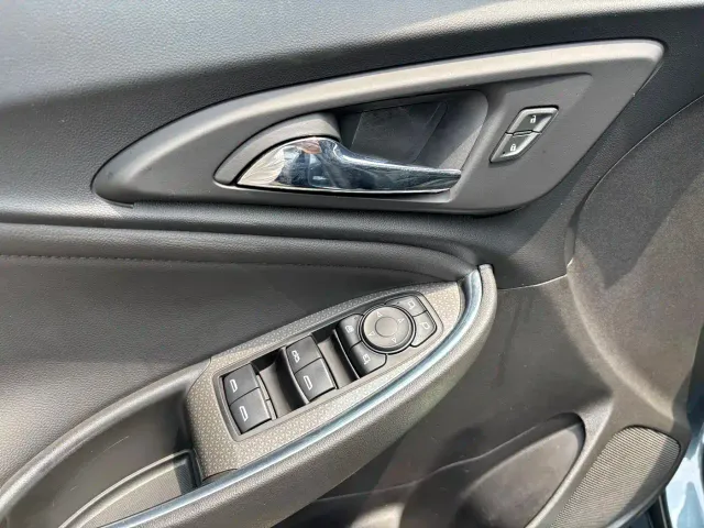 Chevrolet Malibu XL — Фото автомобиля 13