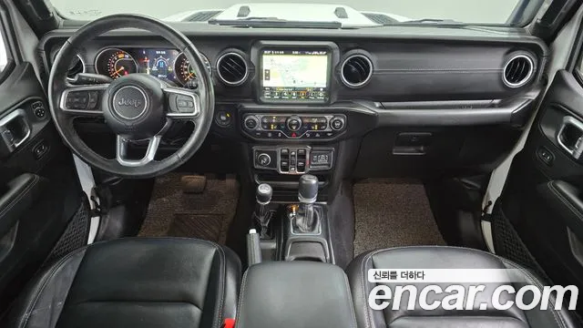 Jeep Wrangler JL — Фото автомобиля 10