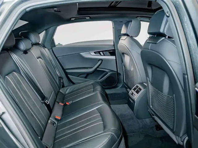 Audi A4L — Фото автомобиля 20