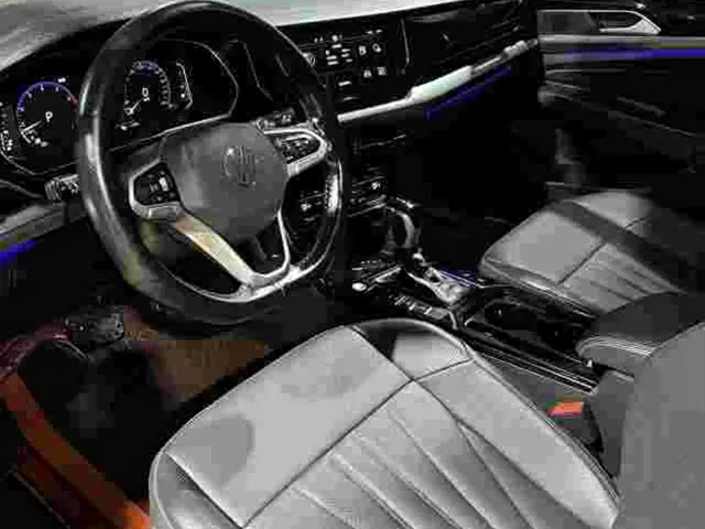 Volkswagen Passat — Фото автомобиля 5