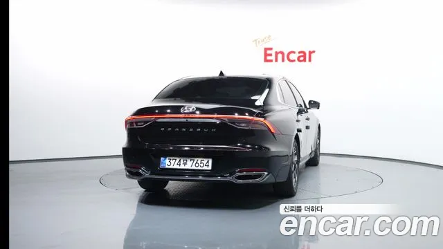Hyundai Grandeur — Фото автомобиля 4