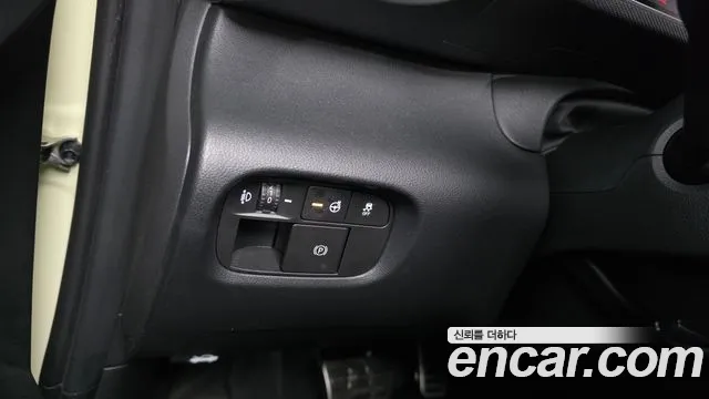 Hyundai Casper Casper Electric Inspiration — Фото автомобиля 18