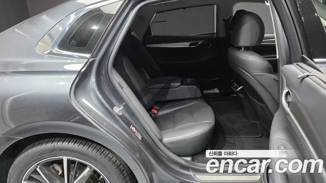 Hyundai Grandeur New — Фото автомобиля 17