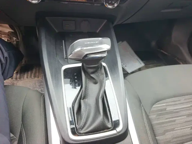 Chevrolet Monza — Фото автомобиля 13