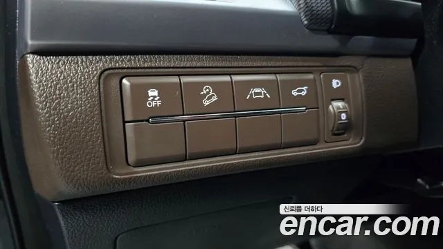 KG_Mobility_Ssangyong Rexton All Rexton Дизель 2.2 4WD — Фото автомобиля 14