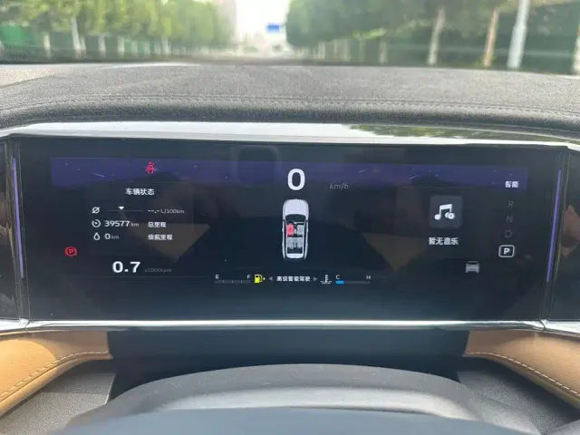 Geely Boyue L — Фото автомобиля 7