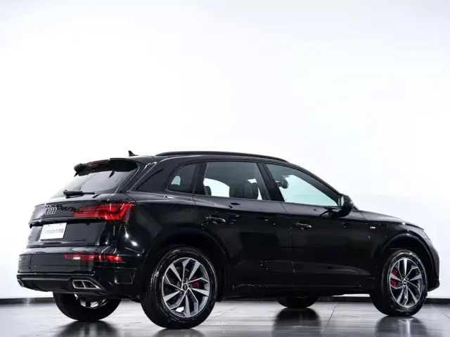 Audi Q5L — Фото автомобиля 6