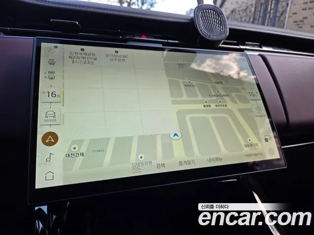 Land Rover Range Rover Sport — Фото автомобиля 8