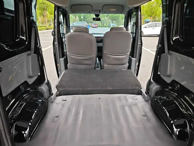Wuling Zhiguang NEV — Фото автомобиля 17