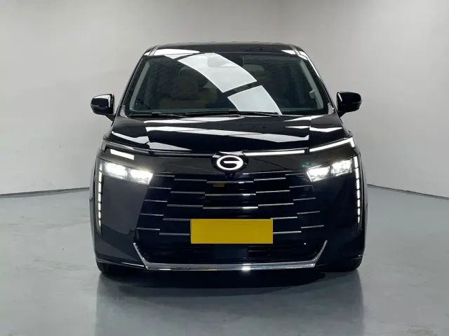 GAC Trumpchi E8 — Фото автомобиля 2