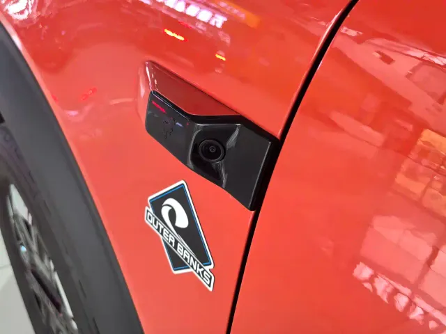 Ford Mustang NEV — Фото автомобиля 5