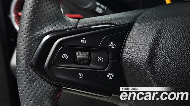 ChevroletGMDaewoo Trax Trax Кроссовер — Фото автомобиля 13