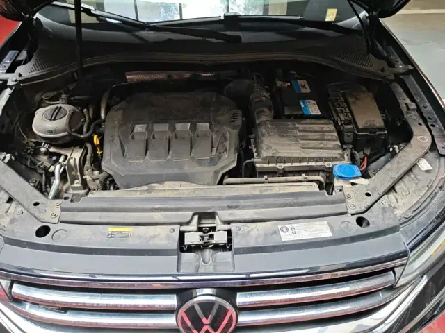 Volkswagen Tiguan L — Фото автомобиля 10