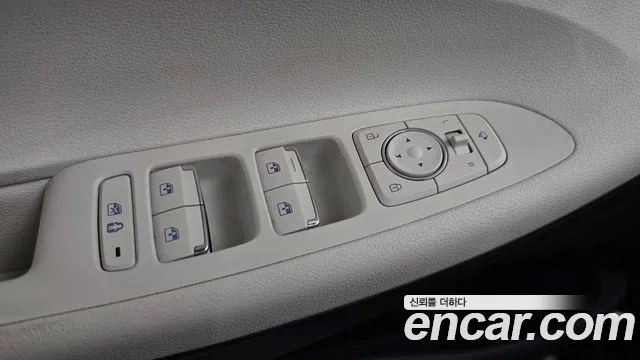 Hyundai Grandeur — Фото автомобиля 25