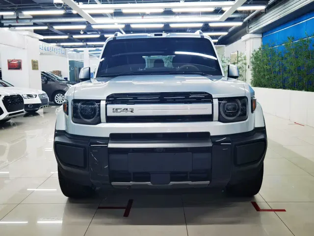 iCAR V27 — Фото автомобиля 2