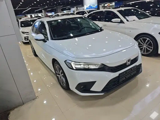 Honda Civic — Фото автомобиля 3