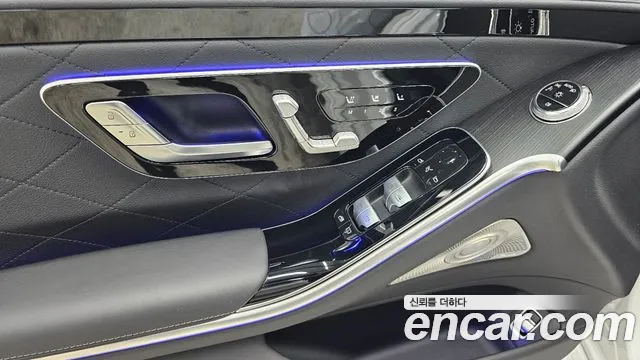 Mercedes-Benz S-Class — Фото автомобиля 15