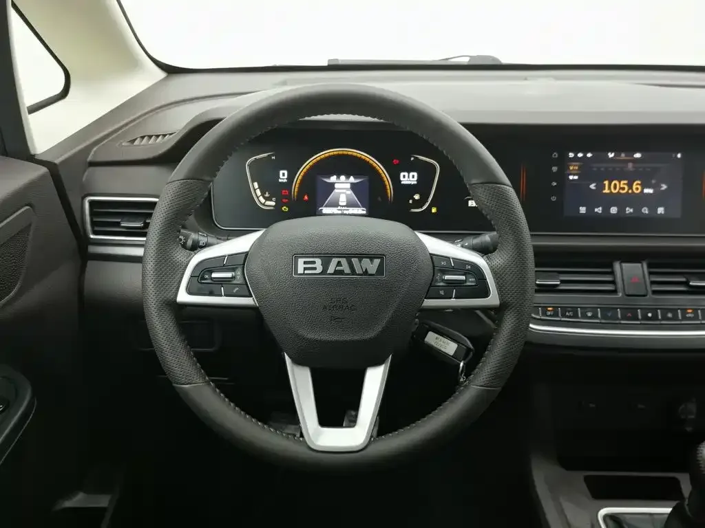 BAW (Beijing Automobile Works) Ruisheng Ace M7 2023 2.0L Long Wheelbase Creative Edition 7-seater — Фото автомобиля 11