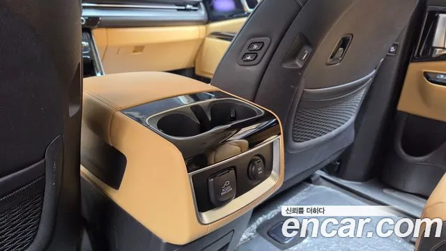 Kia Carnival 4th Gen — Фото автомобиля 30