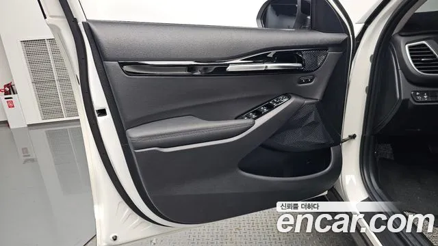 Kia Seltos Бензин 1.6 турбо 2WD — Фото автомобиля 21