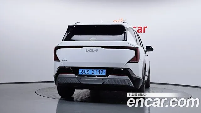 Kia EV5 — Фото автомобиля 4