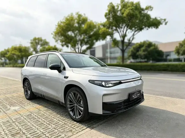 Leapmotor C16 — Фото автомобиля 18