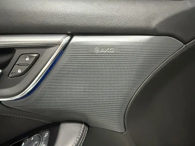 Cadillac CT5 — Фото автомобиля 4