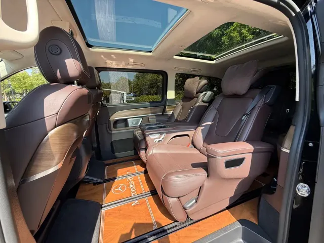 Mercedes-Benz V-Class — Фото автомобиля 10
