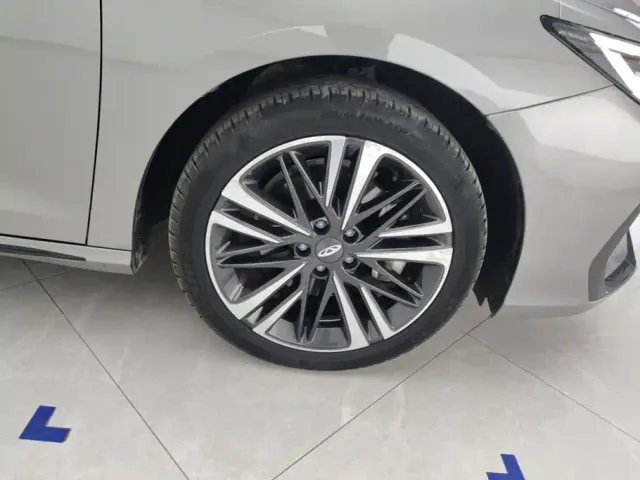 Chery Arrizo 8 — Фото автомобиля 6