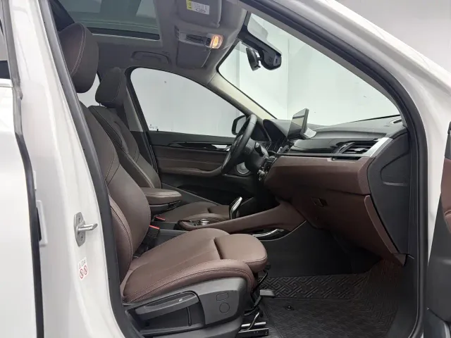 BMW X1 — Фото автомобиля 15