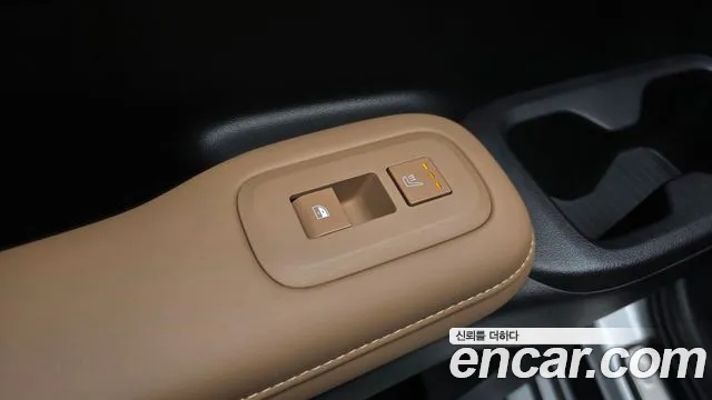 Hyundai Santa Fe MX5 — Фото автомобиля 25