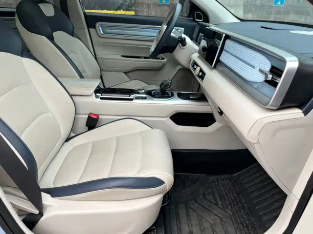Geely ICON — Фото автомобиля 14