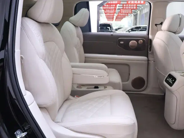 IM Motors LS9 — Фото автомобиля 22