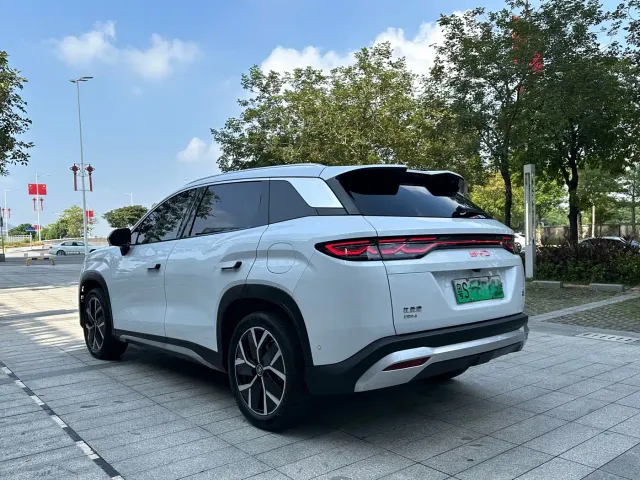 BYD Song L DM-i — Фото автомобиля 6