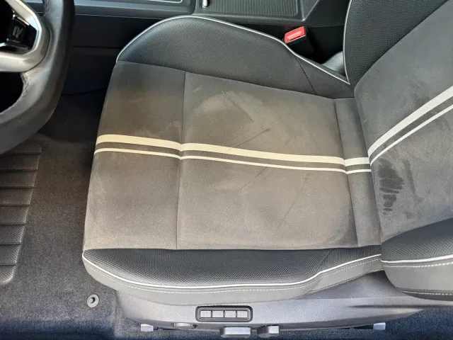 Volkswagen Golf — Фото автомобиля 13