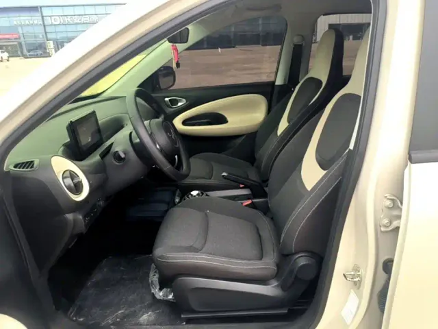 Wuling Bingo — Фото автомобиля 14