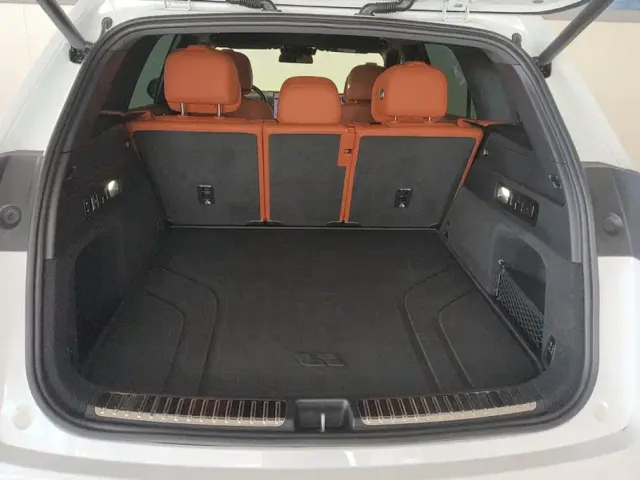 Li Auto L7 — Фото автомобиля 4