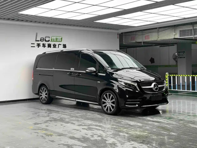 Mercedes-Benz V-Class — Фото автомобиля 3