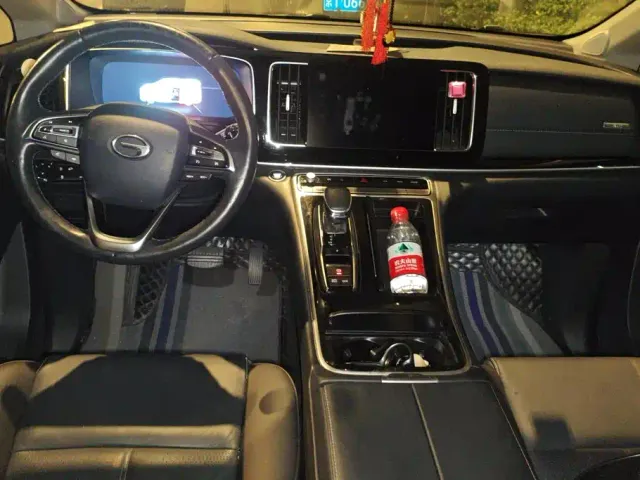 GAC Trumpchi M8 — Фото автомобиля 12