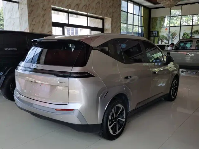 GAC Aion Y — Фото автомобиля 6
