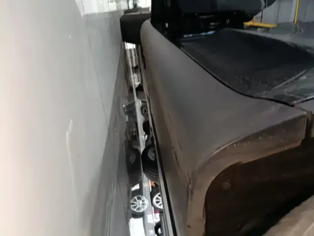 Tesla Model Y — Фото автомобиля 21