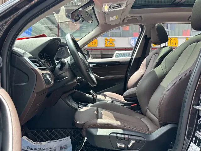 BMW BMW X1 2022 sDrive25Li Leading — Фото автомобиля 11